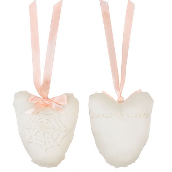 🛍 Desirée pom pom-embellished silk pump - Picture 8 of 8